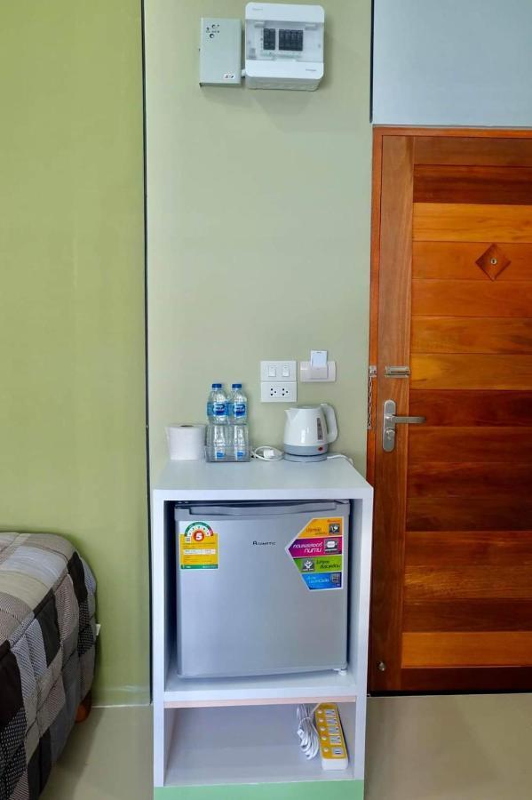 Variety Winner Hostel Hat Yai Exterior photo