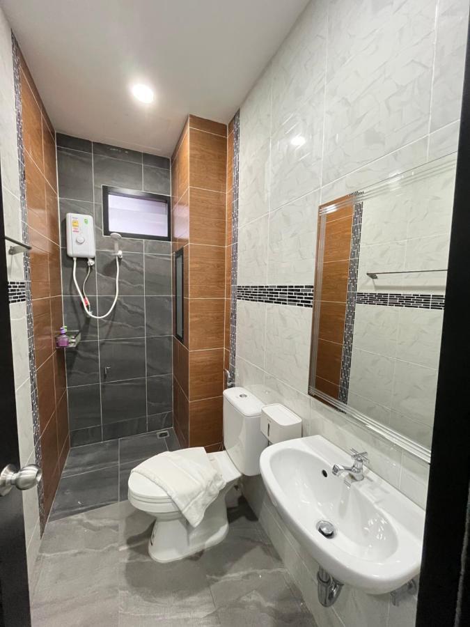 Variety Winner Hostel Hat Yai Exterior photo