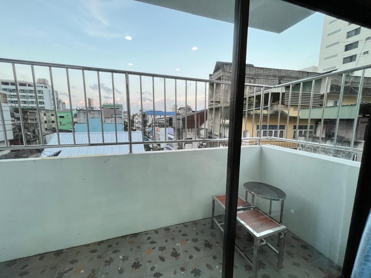 Variety Winner Hostel Hat Yai Exterior photo